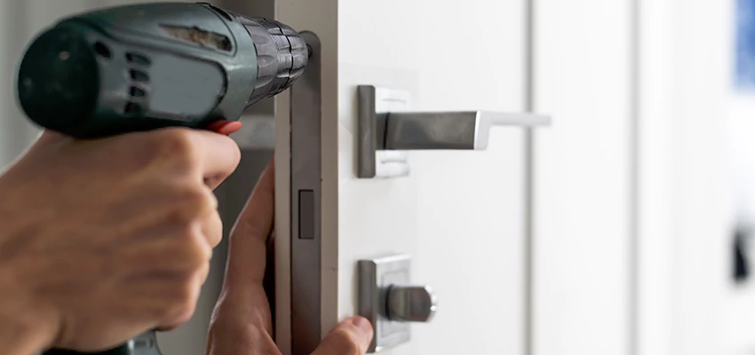 Locksmith For Lock Replacement Near Me in Imperial Beach, CA