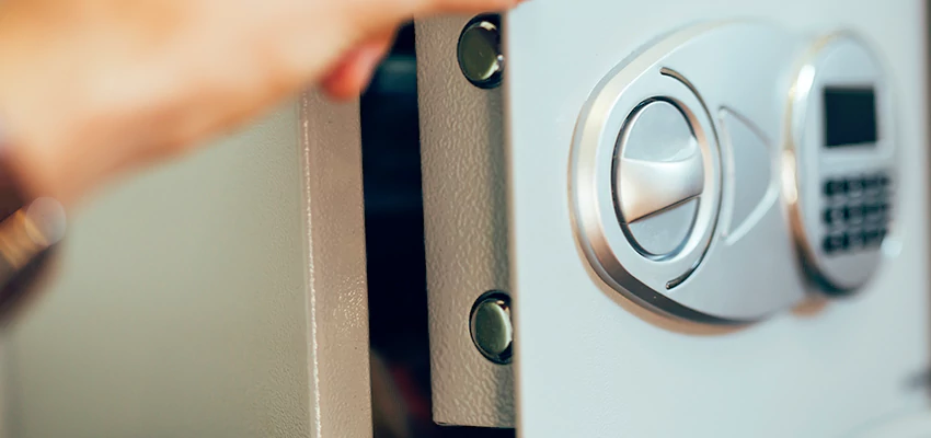 Fingerprint Safe Openers in Imperial Beach, CA